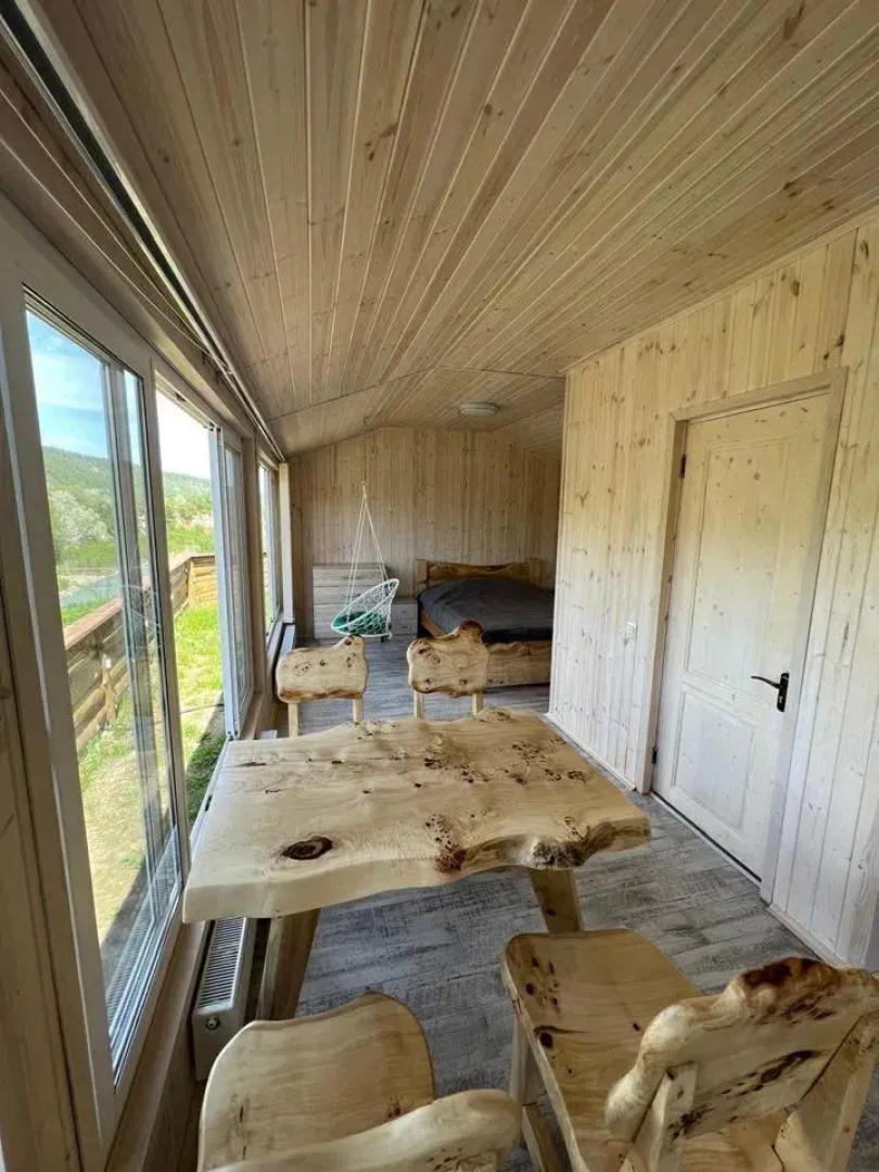 Частный дом с бассейном