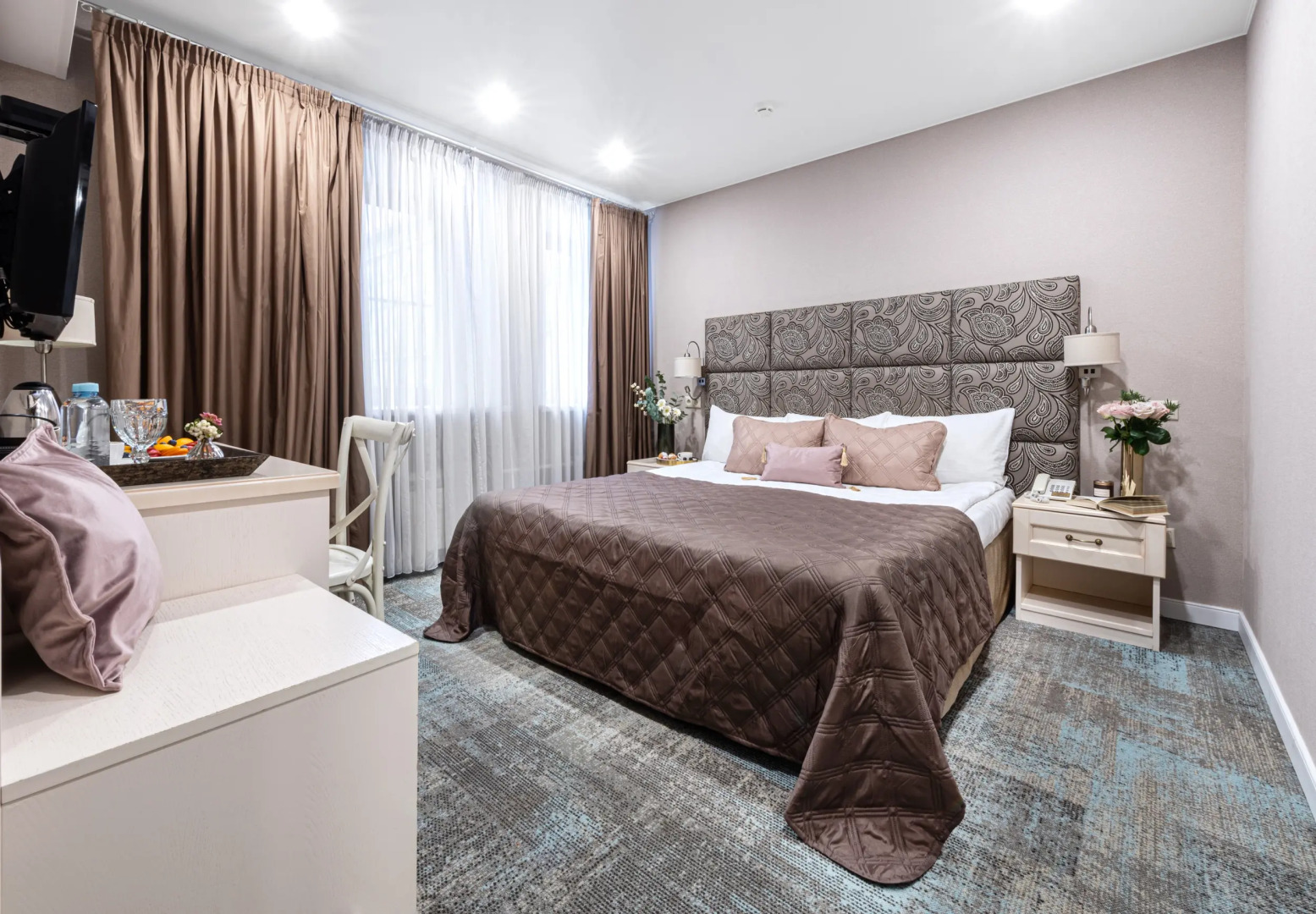 Отель Де Пари