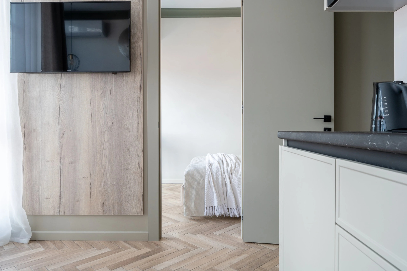 Апартаменты Red Apartments Арт Лайт Милле