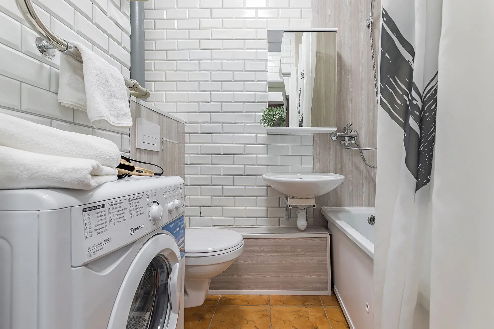 Квартира на ул. Бурнаковская 107