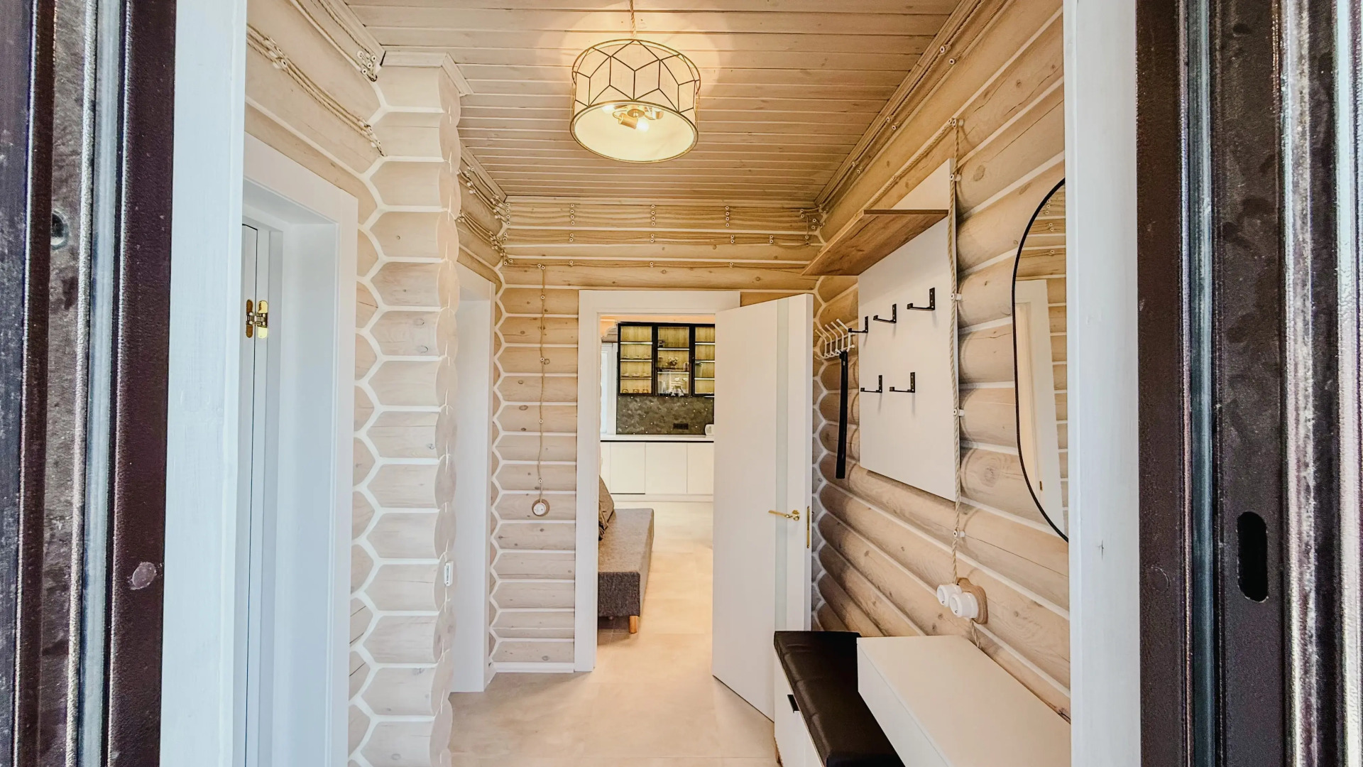 Частный дом шикарный в КП Золотые Сосны