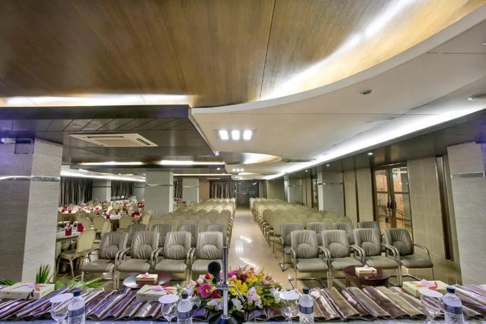 FARS Hotel & Resorts