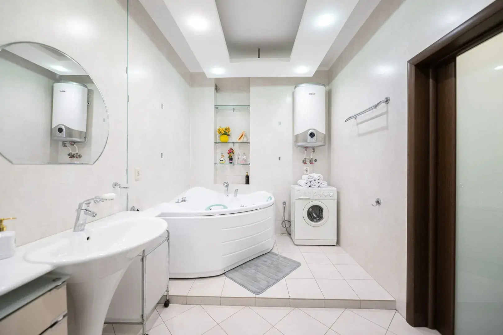 Апартаменты Пять Звёзд Большая с Кондиционерами и камином