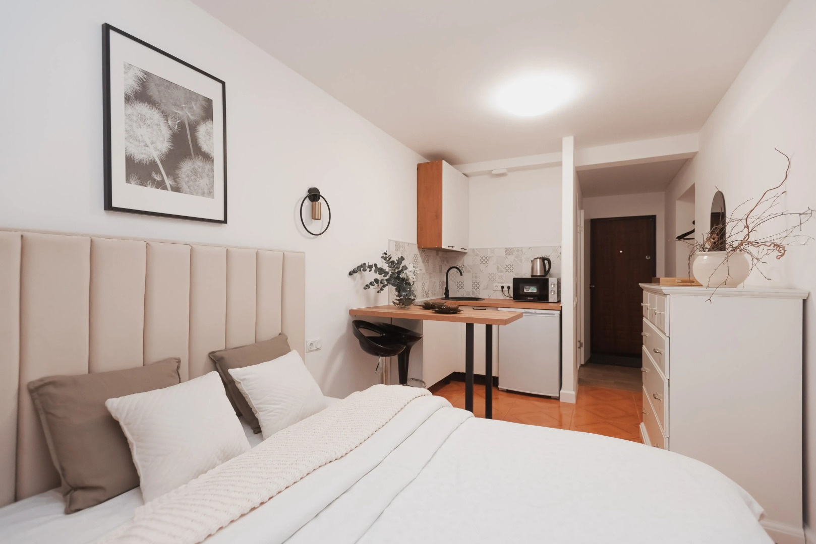 Квартира Студия ApartHause с удобной локацией и бесконтактным заездом