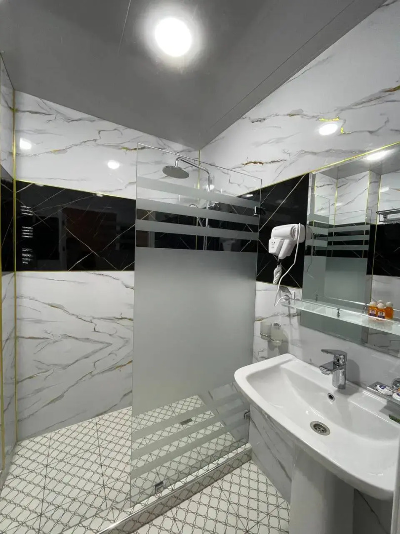 Отель Status Inn