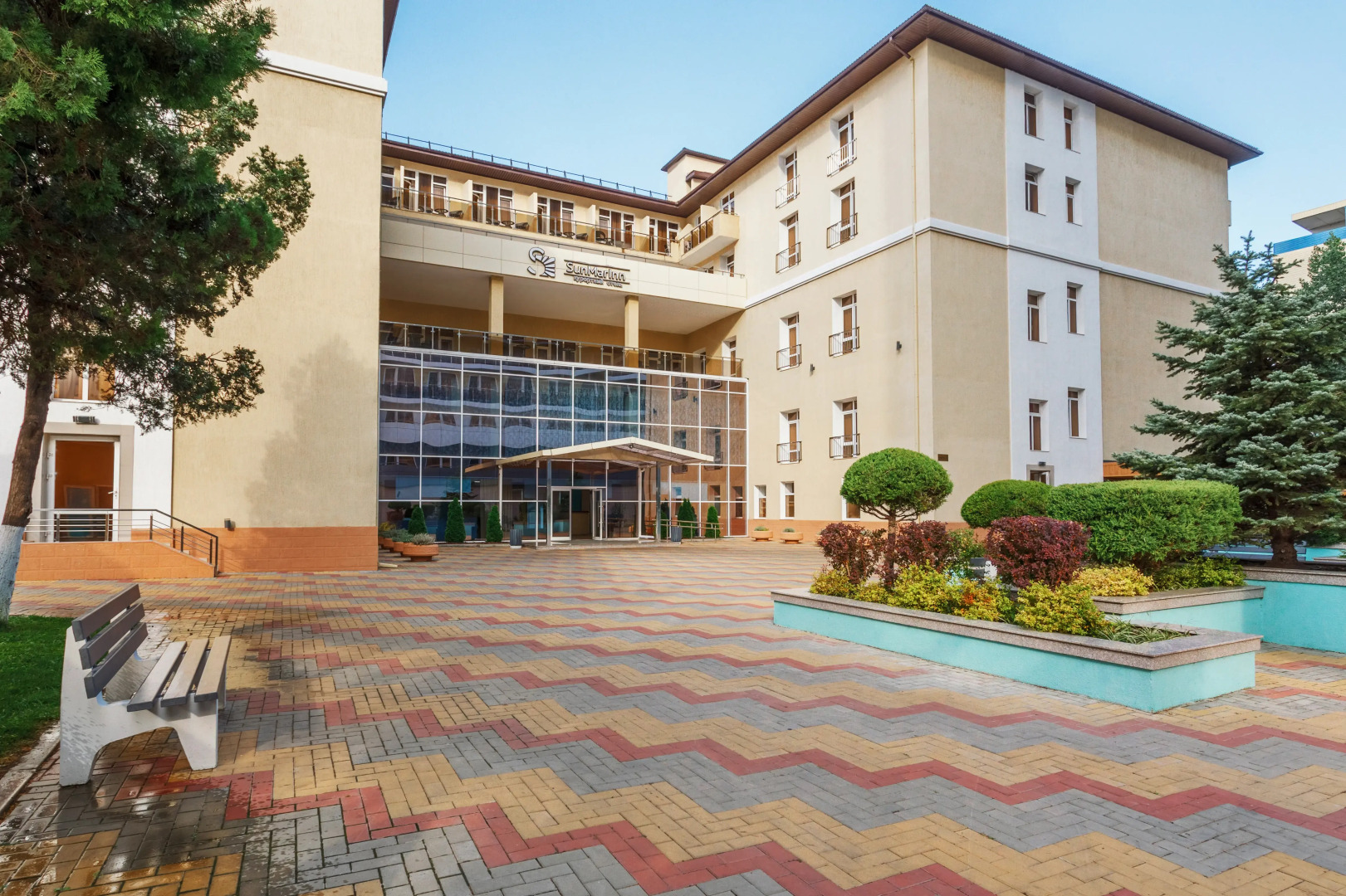 Отель Sunmarinn Resort hotel