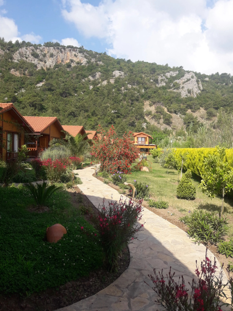 Апарт-Отель Leontopolis