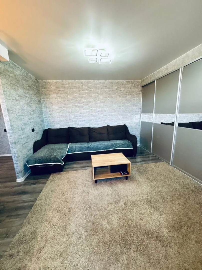 на улице Павлова 28