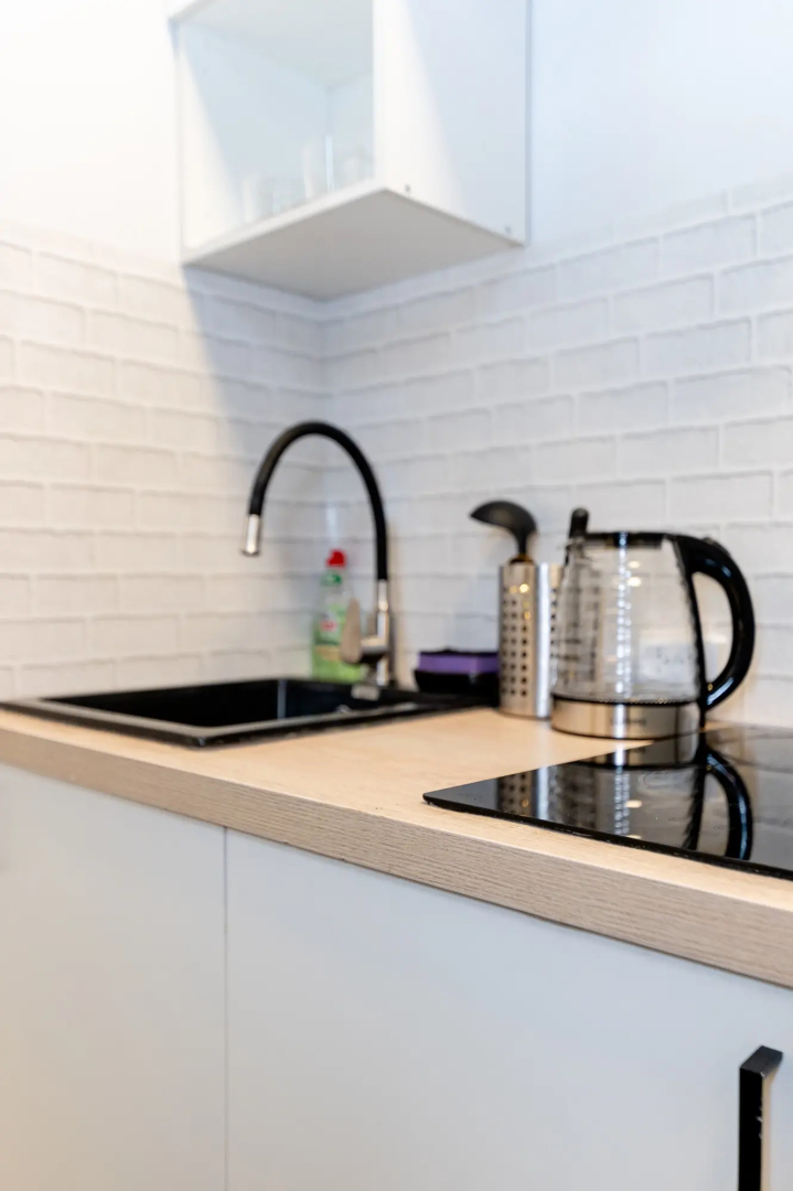 Апартаменты Жуковского 1/2/10с2 (303)