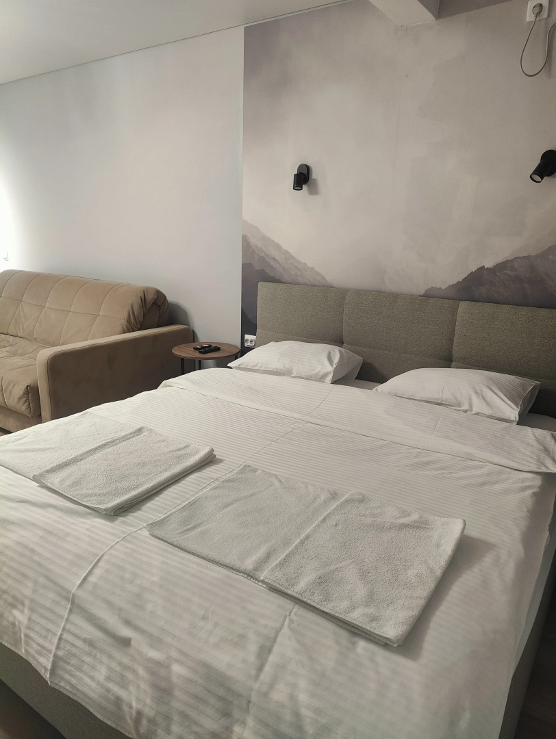 Новая комфортная студия в 5 минутах ходьбы от Храма