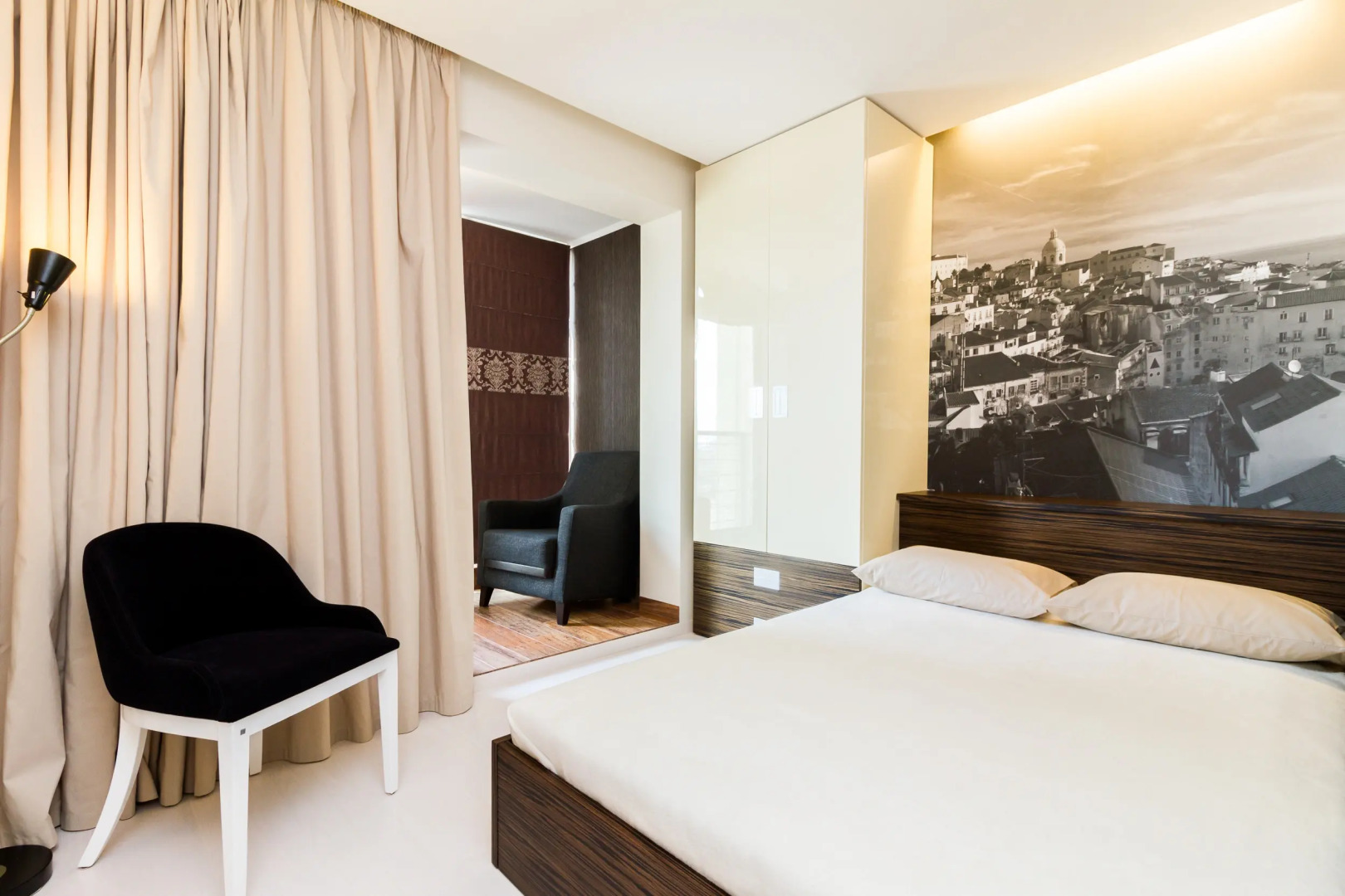 Апартаменты в новом доме на проспекте Машерова 43