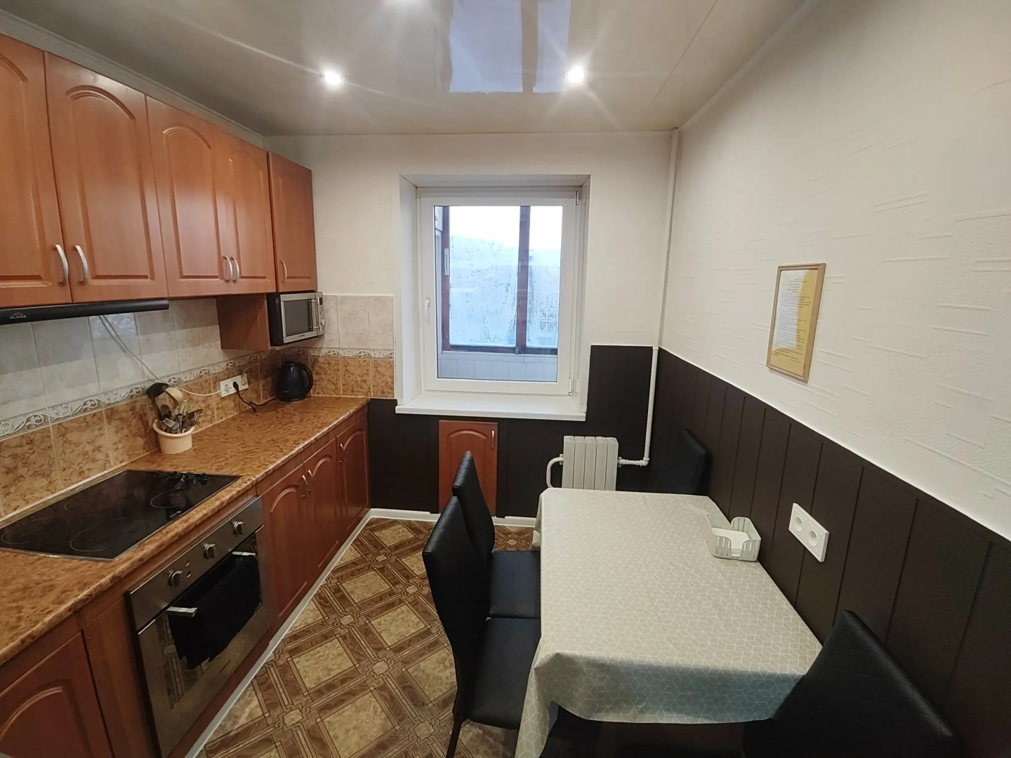 Квартира с тремя раздельными спальнями лифтом и балконом