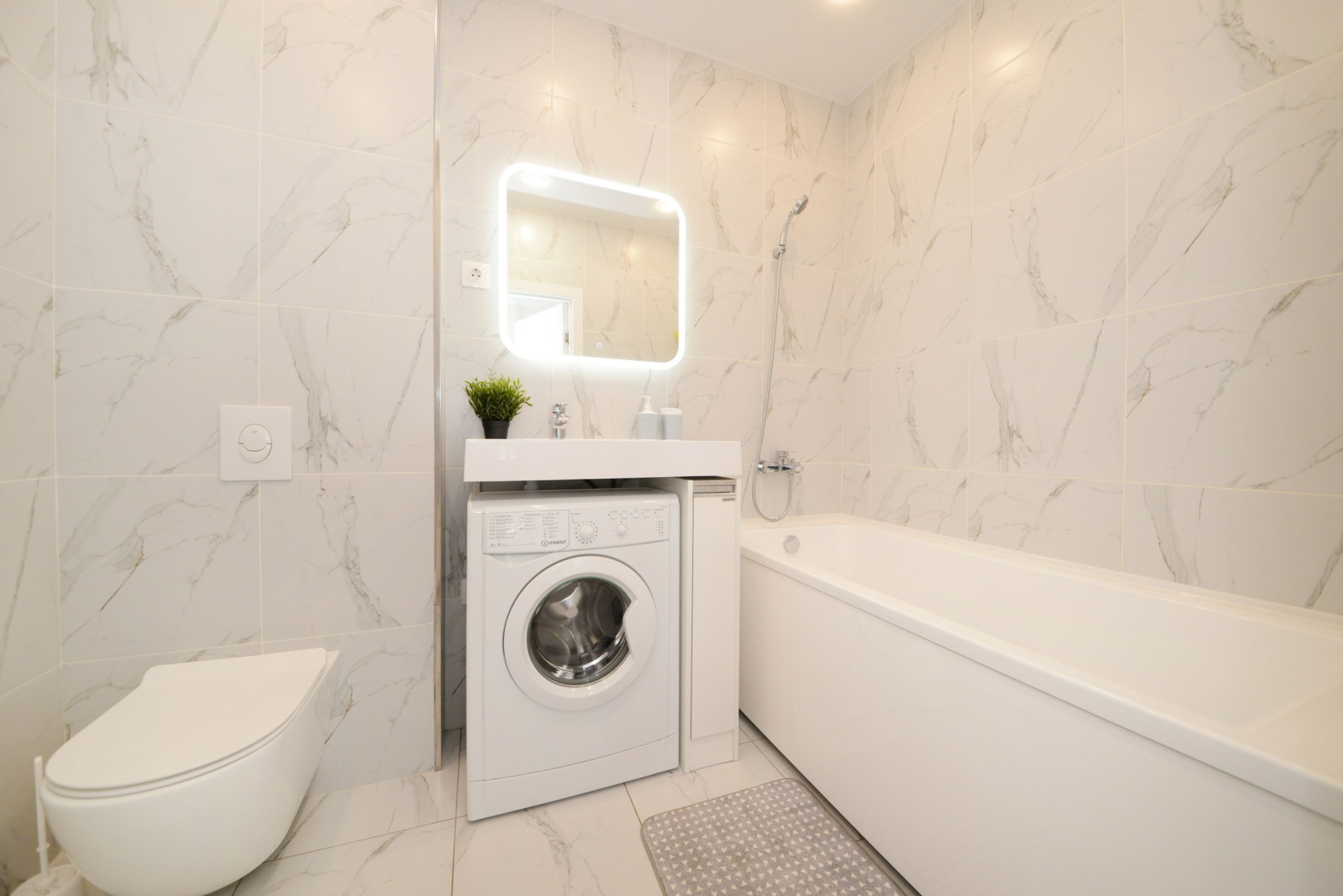 Квартира красивая рядом с ЖД вокзалом  ЖК Машков