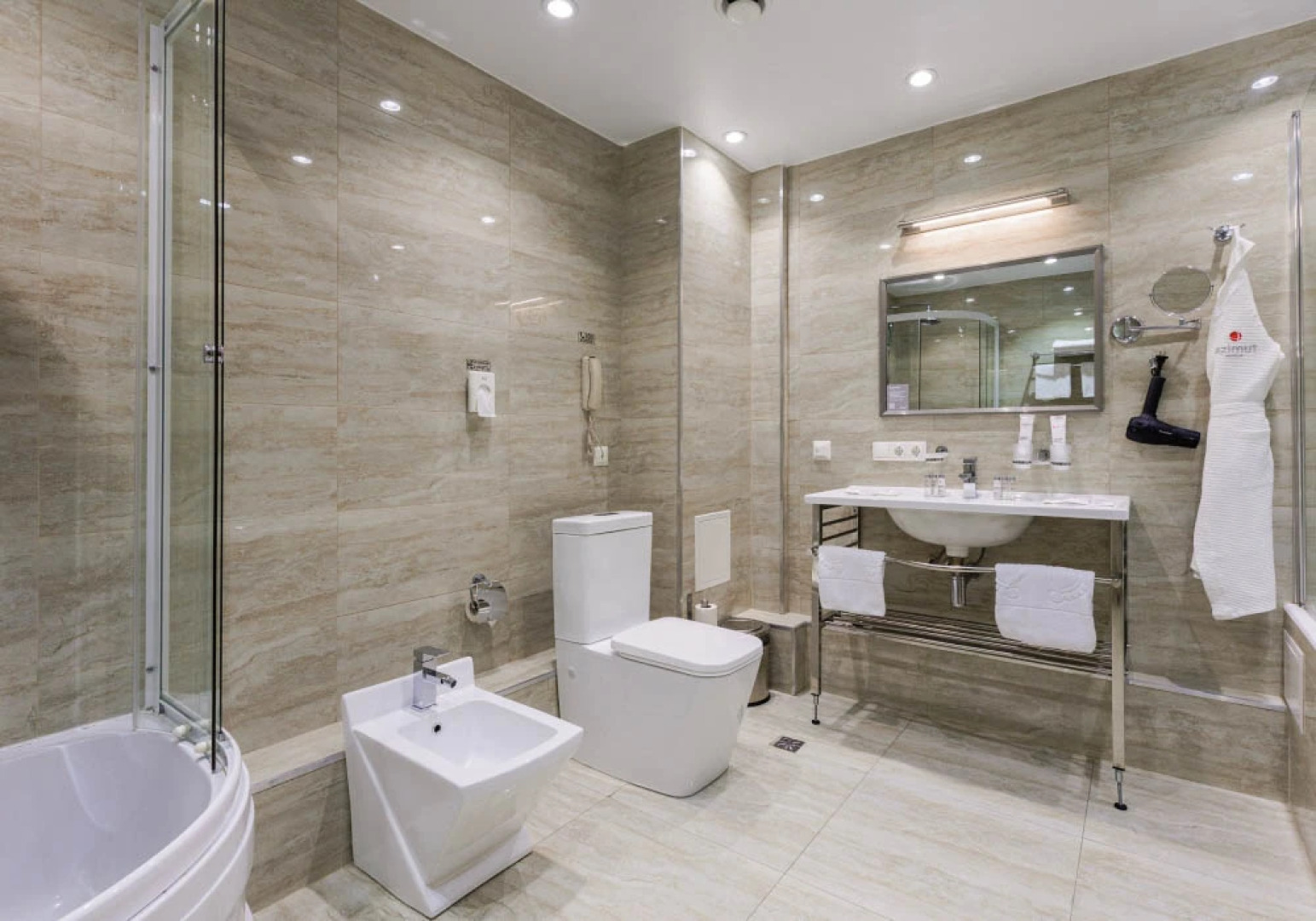 AZIMUT Сити Отель Хабаровск