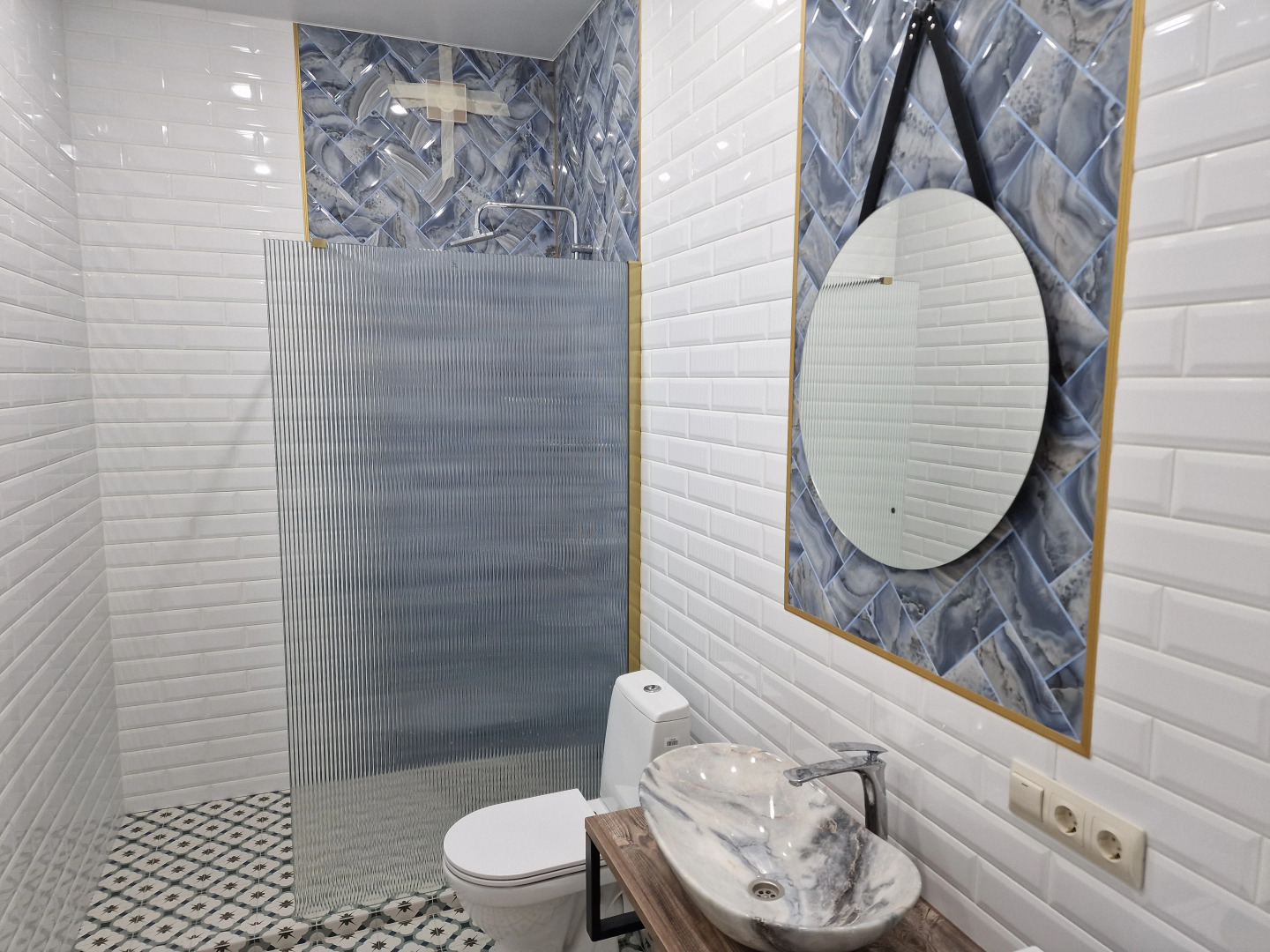 Квартира БалтАтлантик номер в стиле Красный Дракон