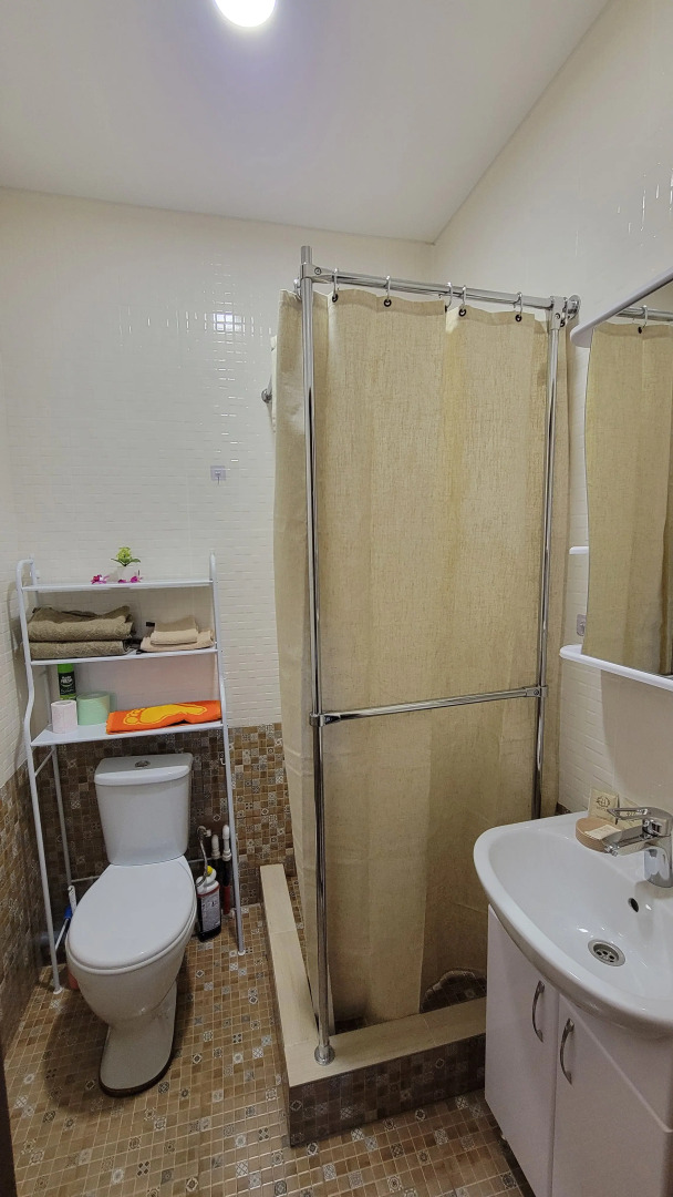 Апартаменты Возле Аэропорта Кольцово и Мини Студии Маяк