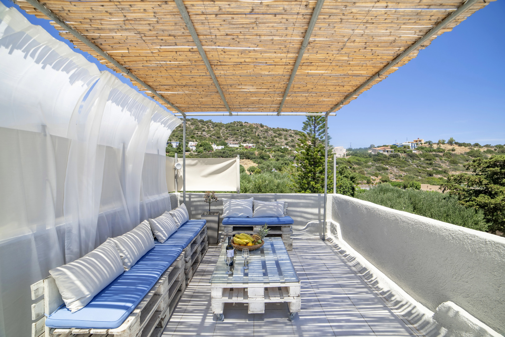 Вилла Cretan Lodge Heated Pool