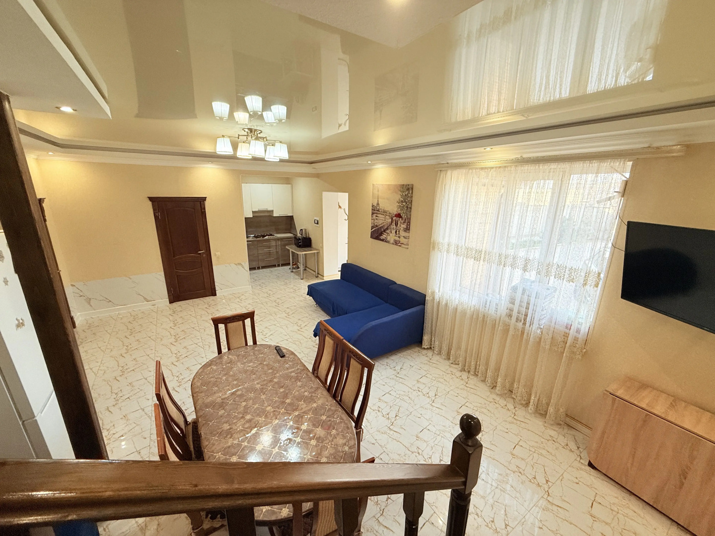 Частный дом с сауной и бассейном в курортной зоне