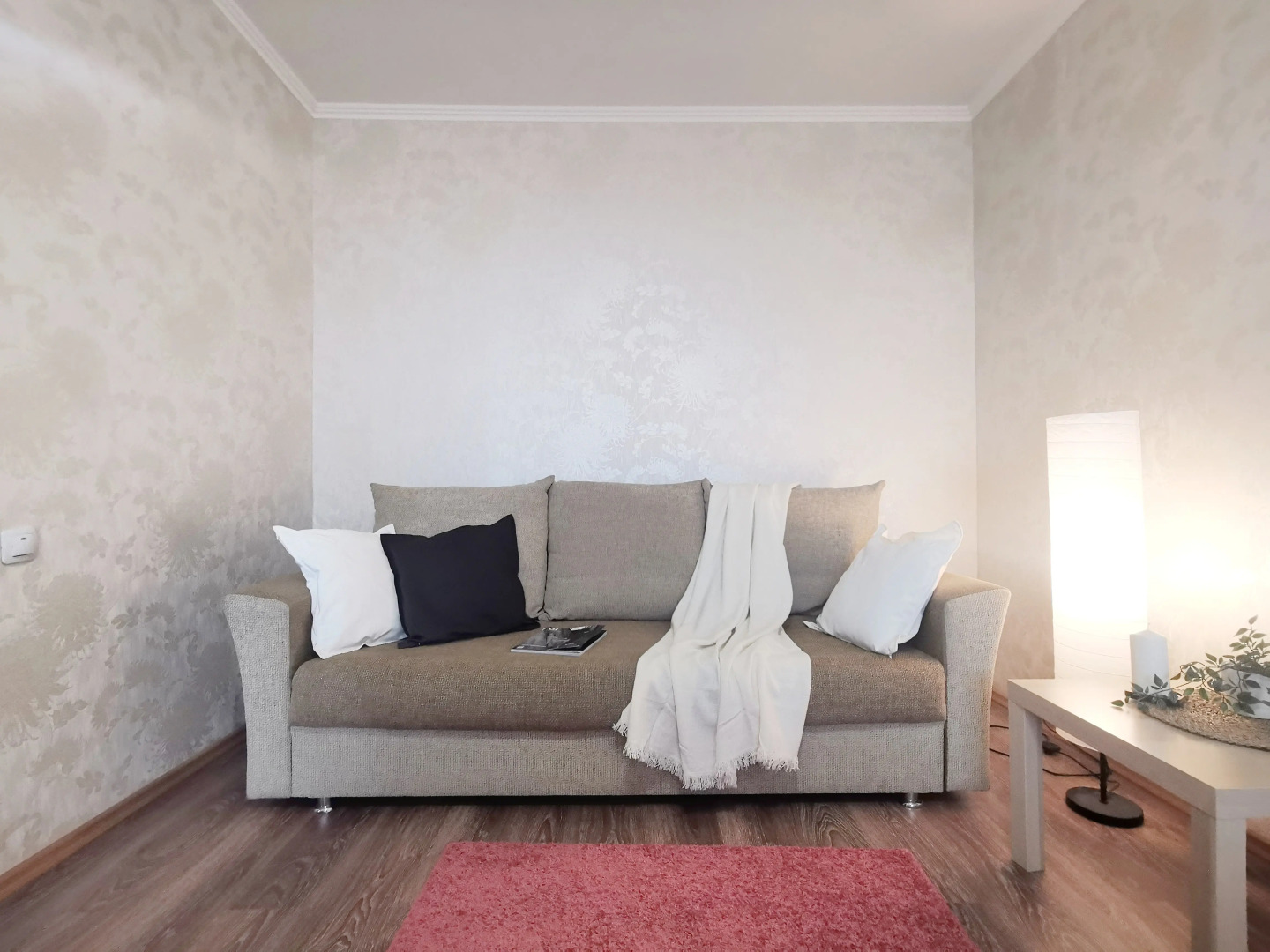 Апартаменты Уютная и светлая в самом центре города