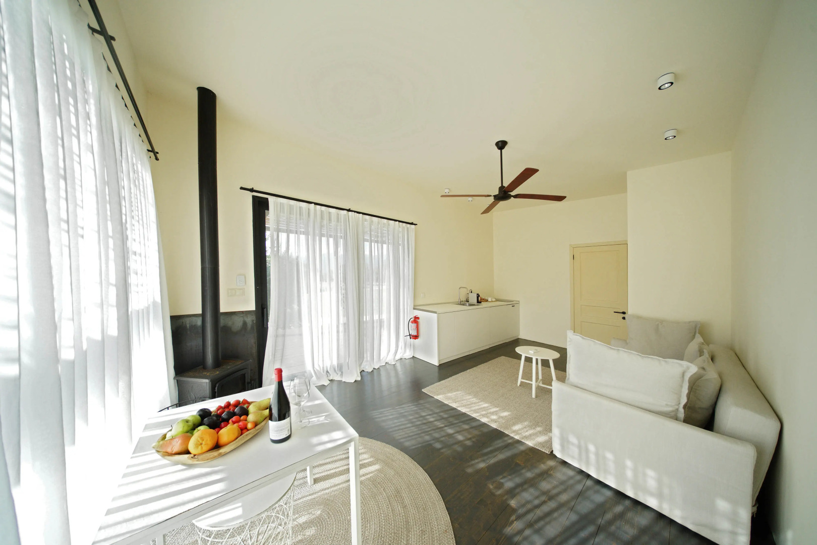 Отель Rico Rancho