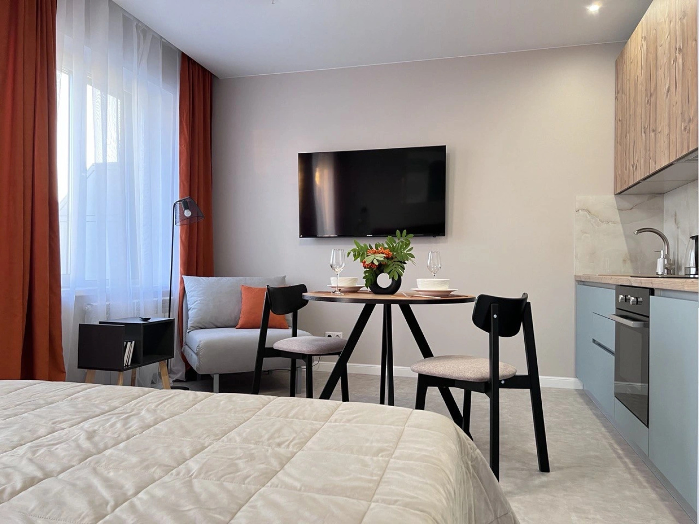 Апартаменты Bид на реку с террасы 13го этажа