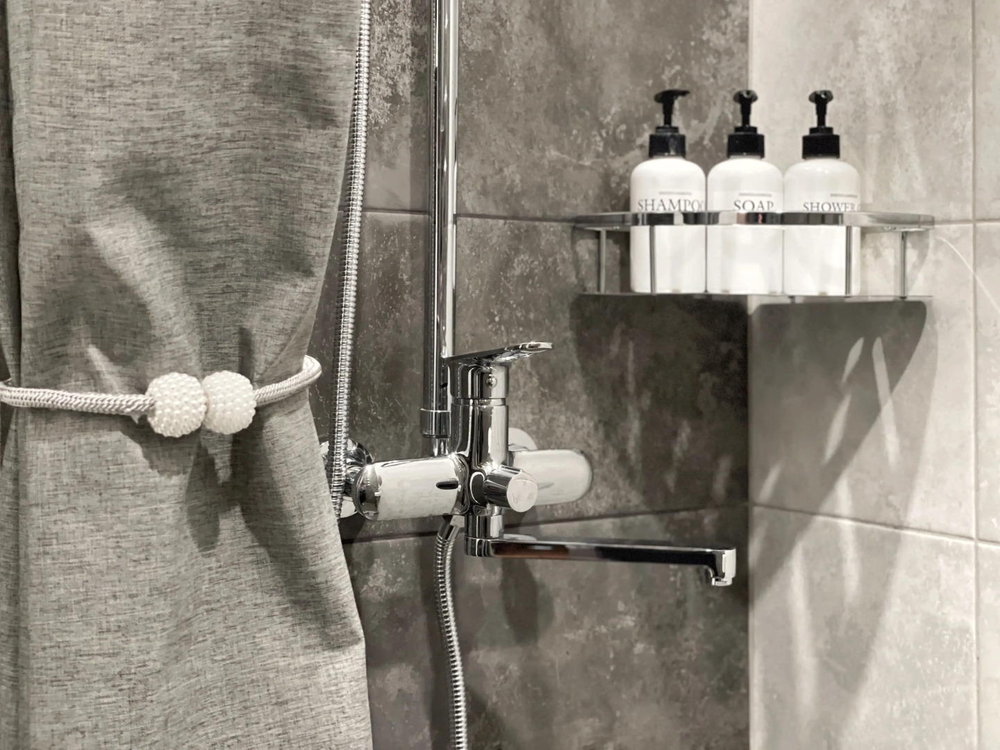 Уютная квартира на Бродвее с балконом