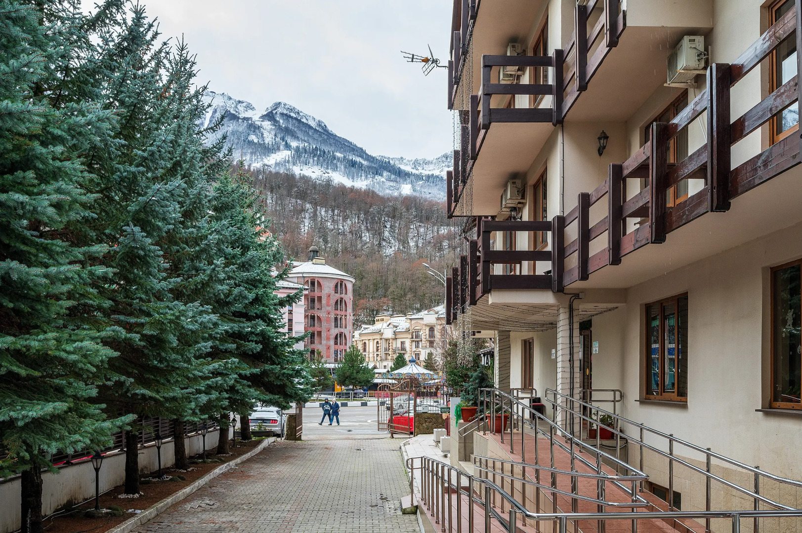 Отель Гала-Альпик