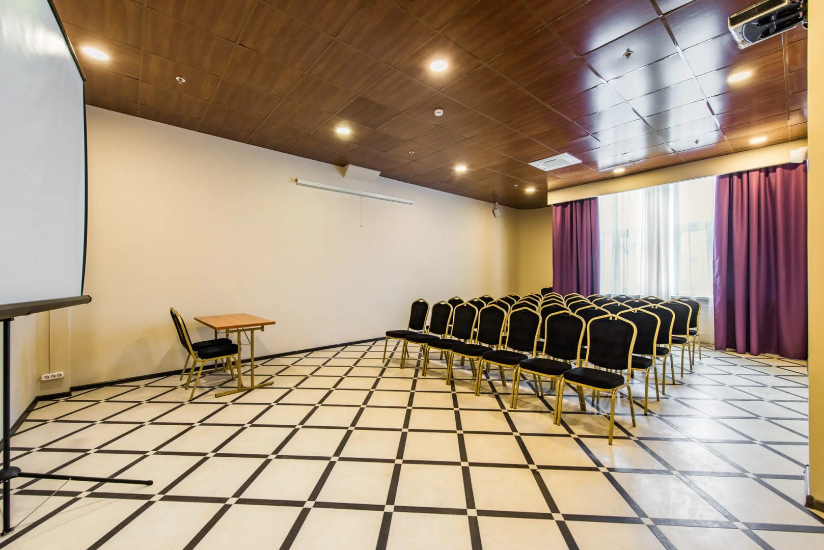 Отель Fortis Hotel Dubrovka