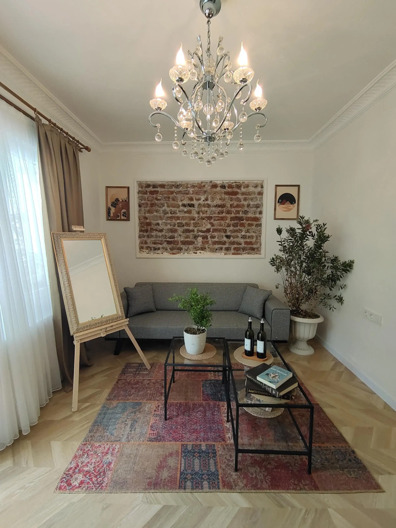 Apartments 2BR balcony house near Hilton bosphorus hotel