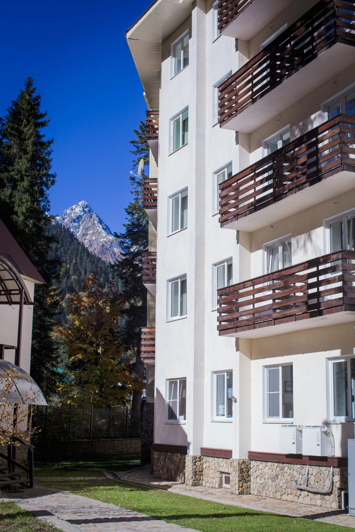 Отель Снежный барс