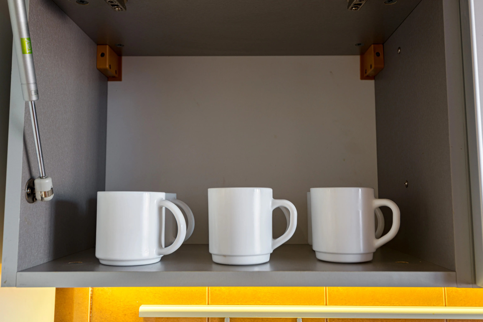 Квартира 2-к просторная в престижном тихом мкр. по Юрьева 8/7 от RentAp, 6 сп.мест