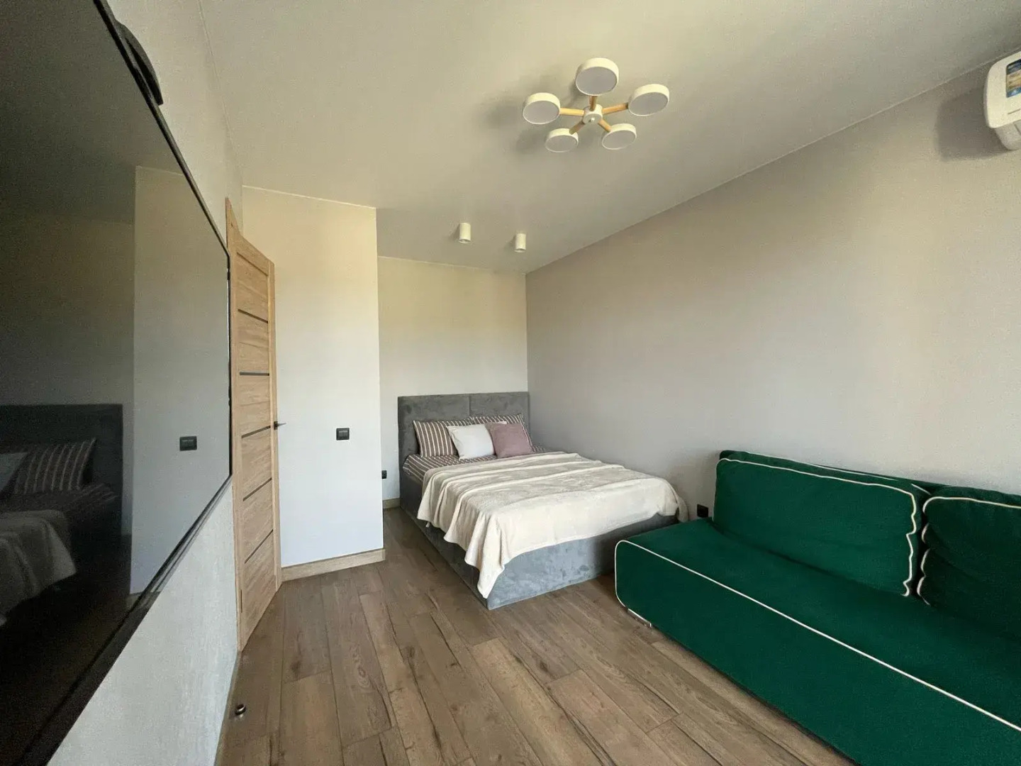 Квартира Однокомнатная квартира возле Мамаева Кургана