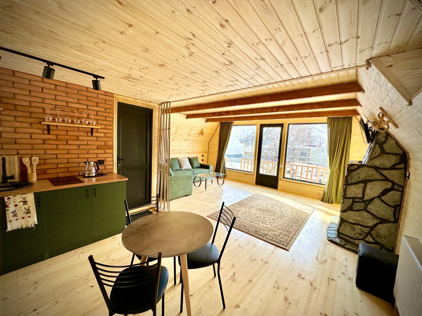 Апартаменты Hillside Kazbegi