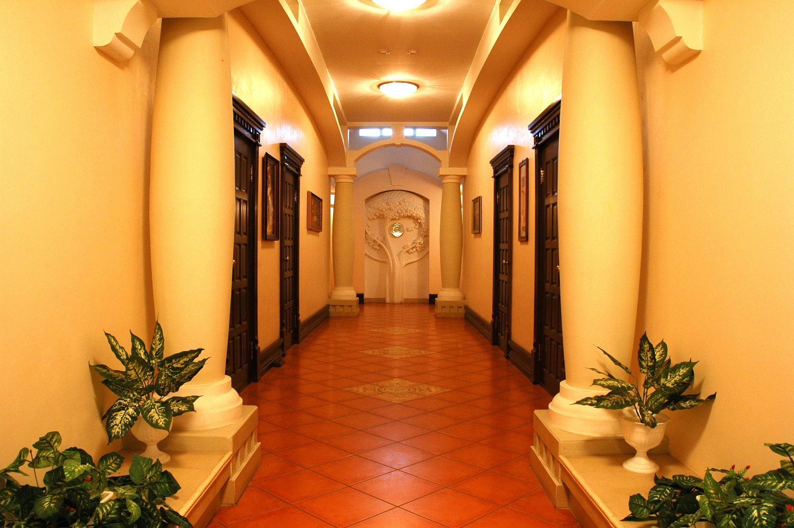 Отель Велес