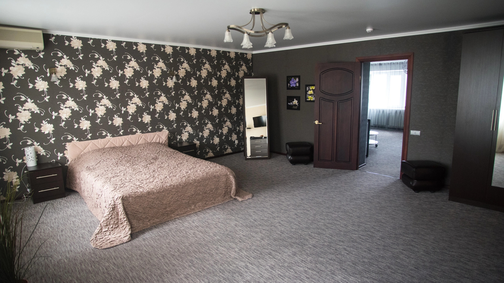 Отель Южная ночь