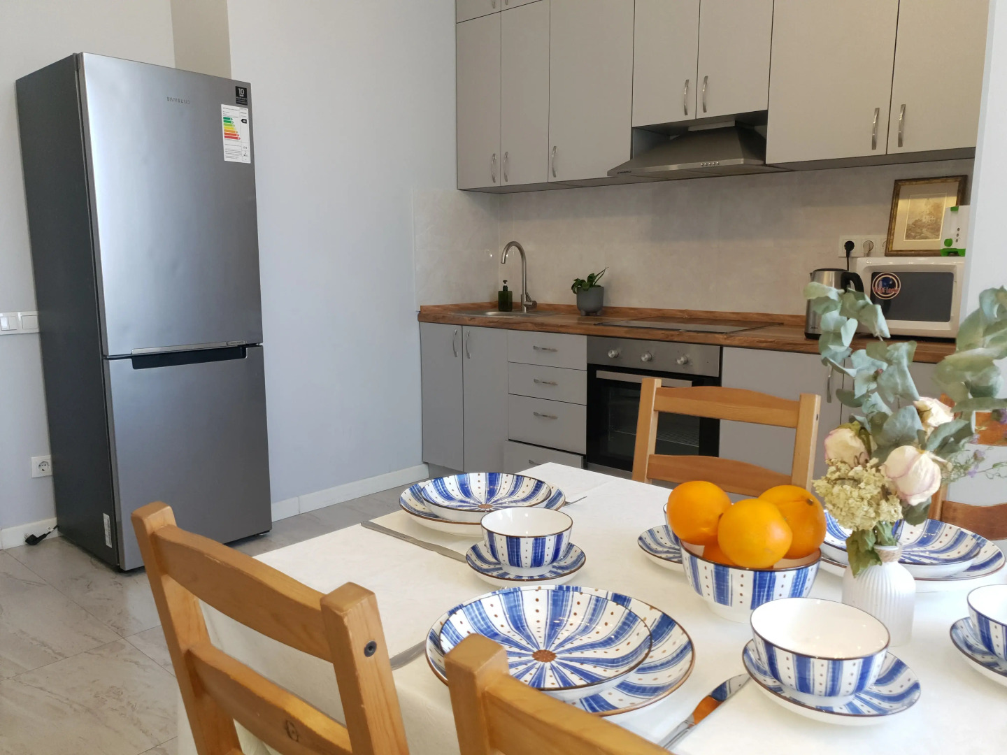 Апартаменты Личный комфорт в престижном районе: 2 полноценные спальни, 2 ванные комнаты