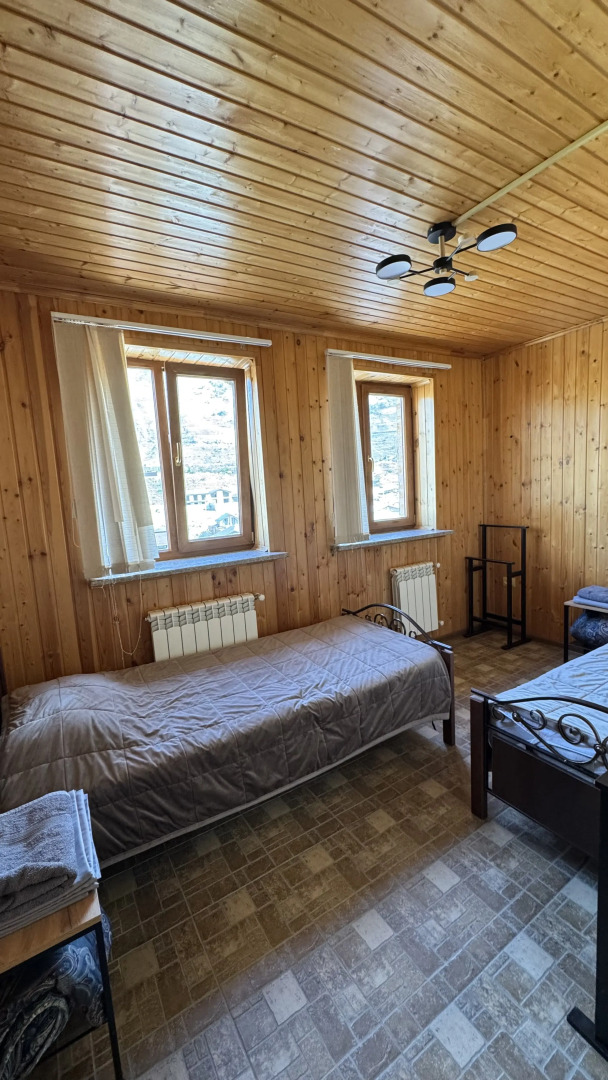 Частный Дом в горах Вeрхний Фиагдoн с баней и бассейном