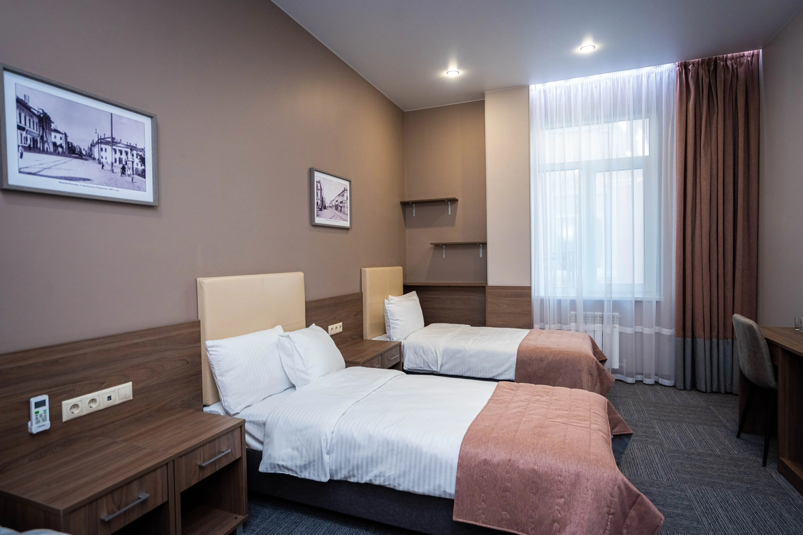 Отель История