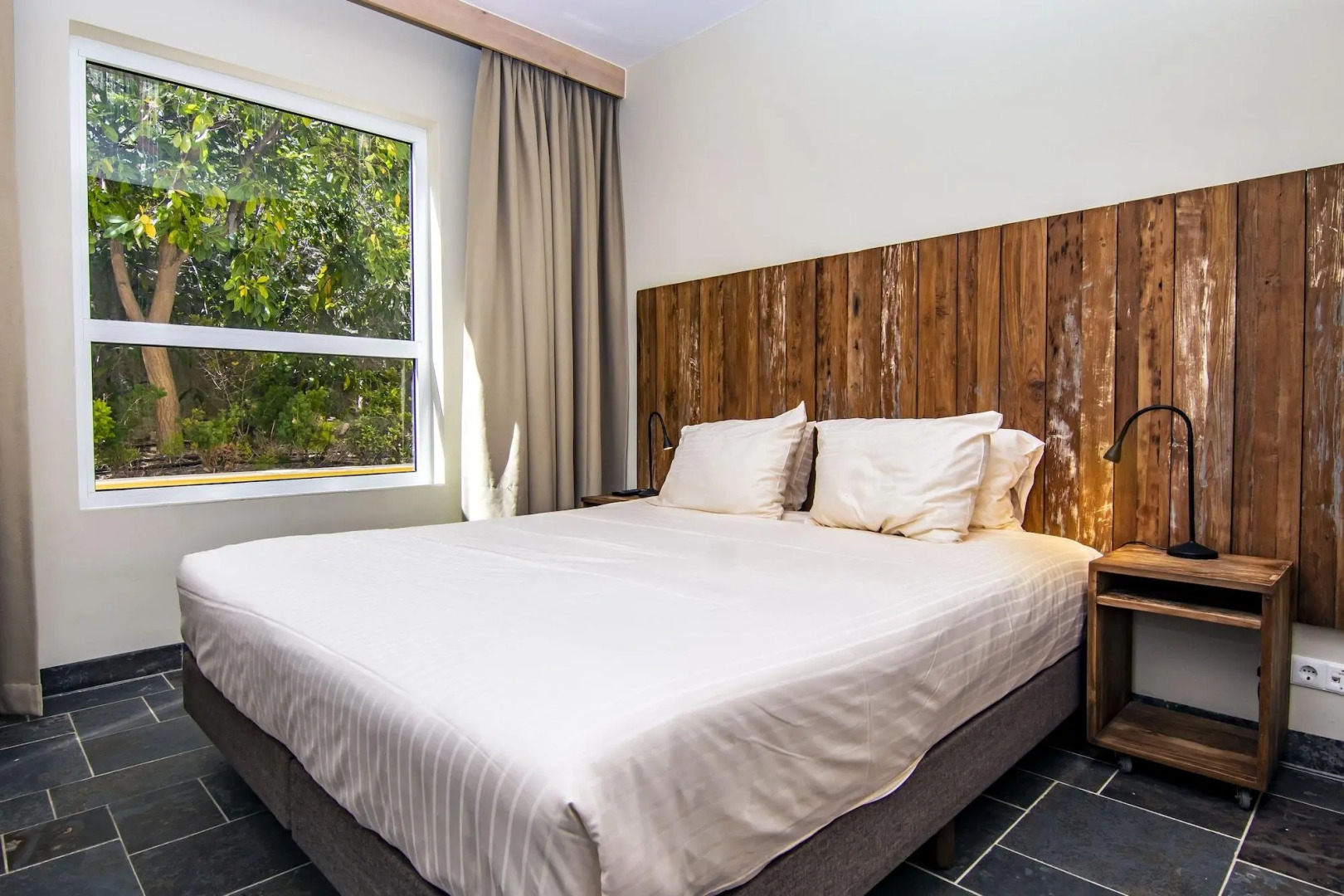 Bayside Boutique Hotel