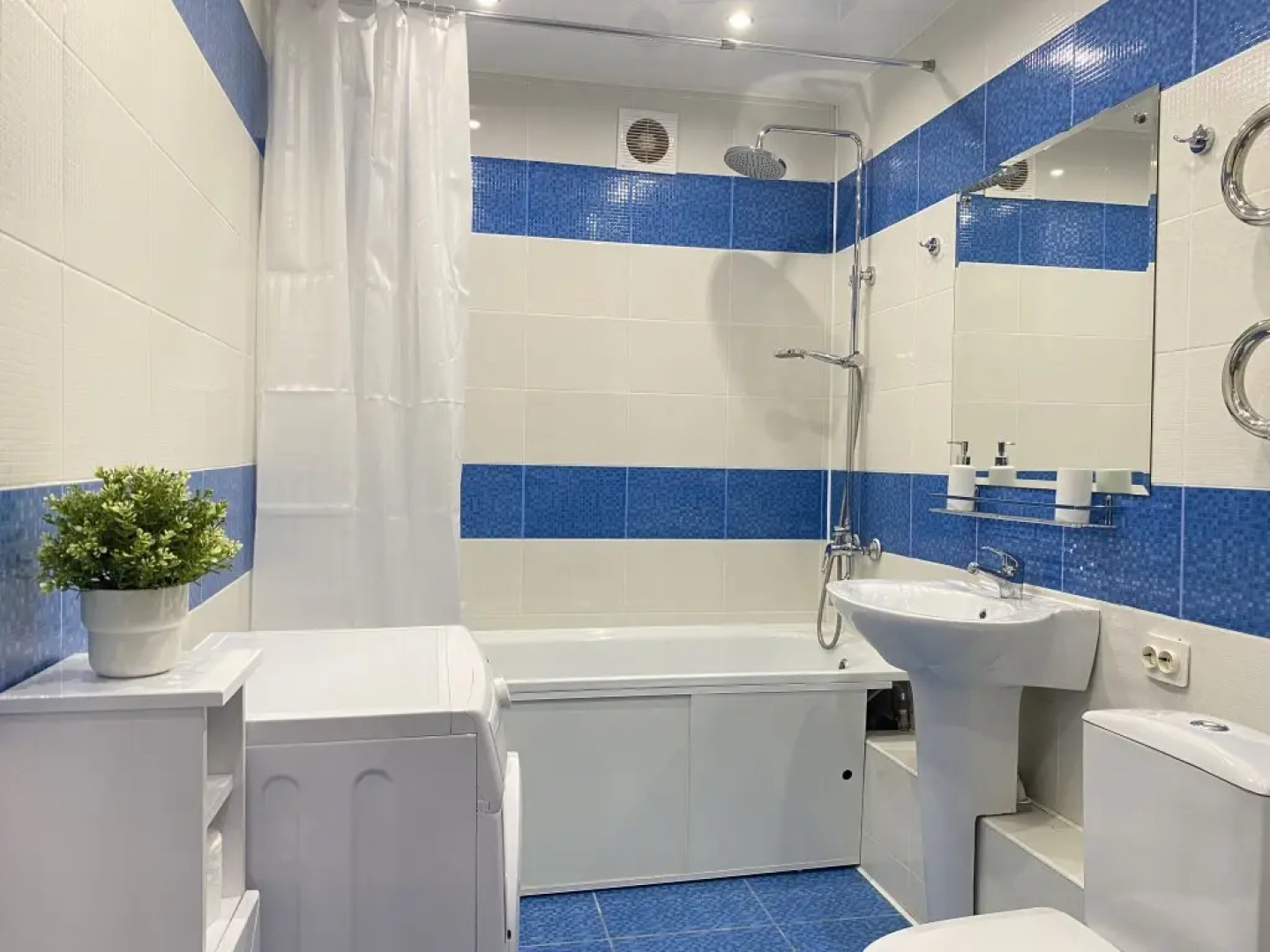 Апартаменты Хочу Приехать на Пречистенской набережной 74 1