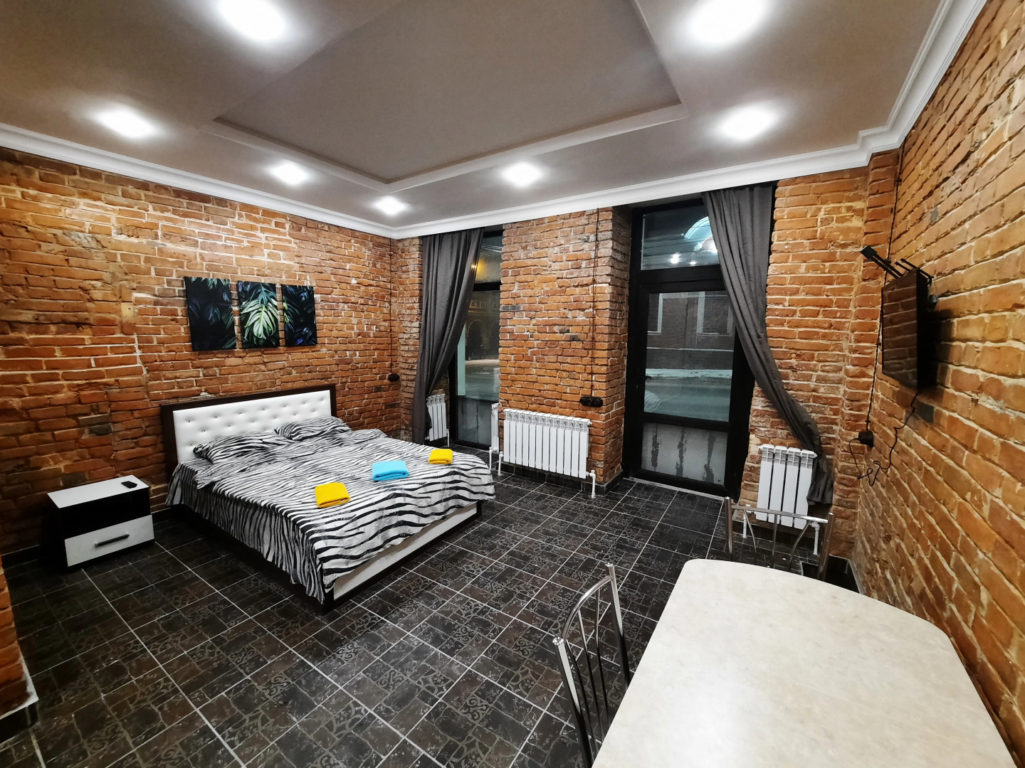 Апартаменты Ленина 113