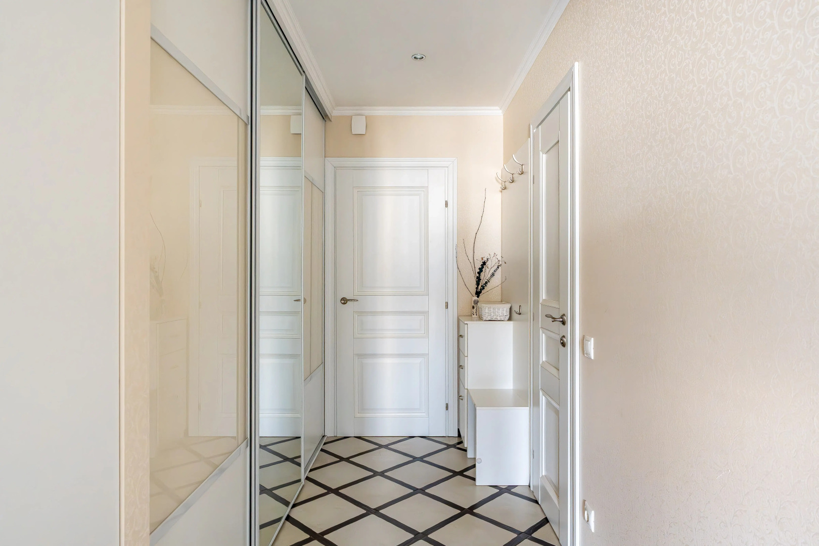 Квартира Classic на Туристкой Satin Home