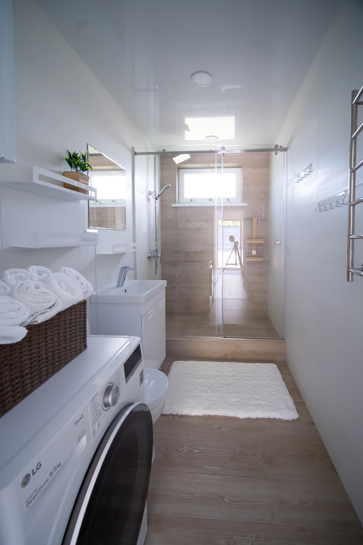 Частный Дом с Бассейном Мансардой и Видом на Горы