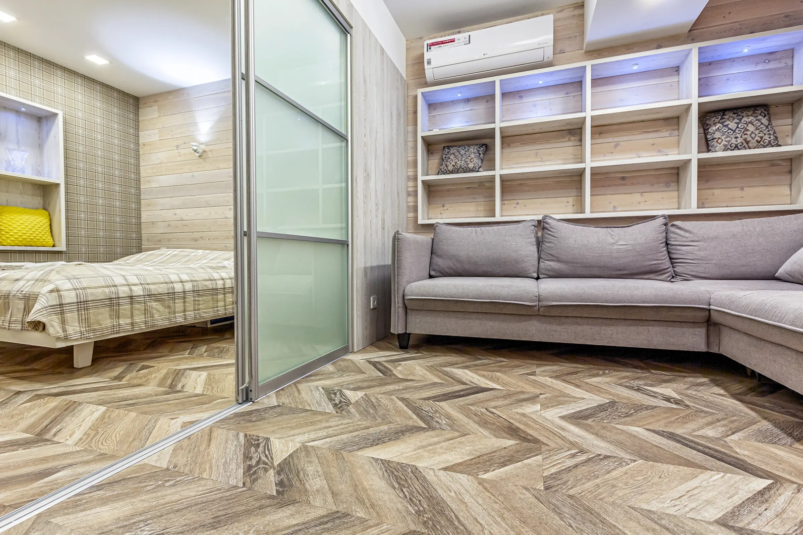 Апартаменты 31. Самый центр. Вид на город и горы. Идеально для командированных и туристов.