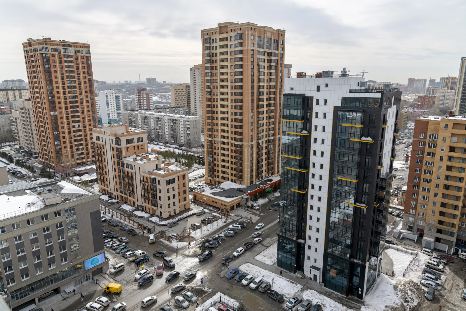 Апартаменты ФлаНск на Крылова 3