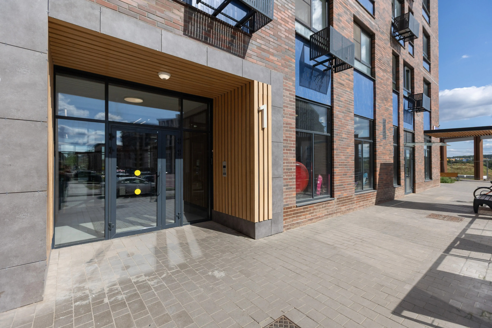 Квартира Евро 2-к Изумрудная долина