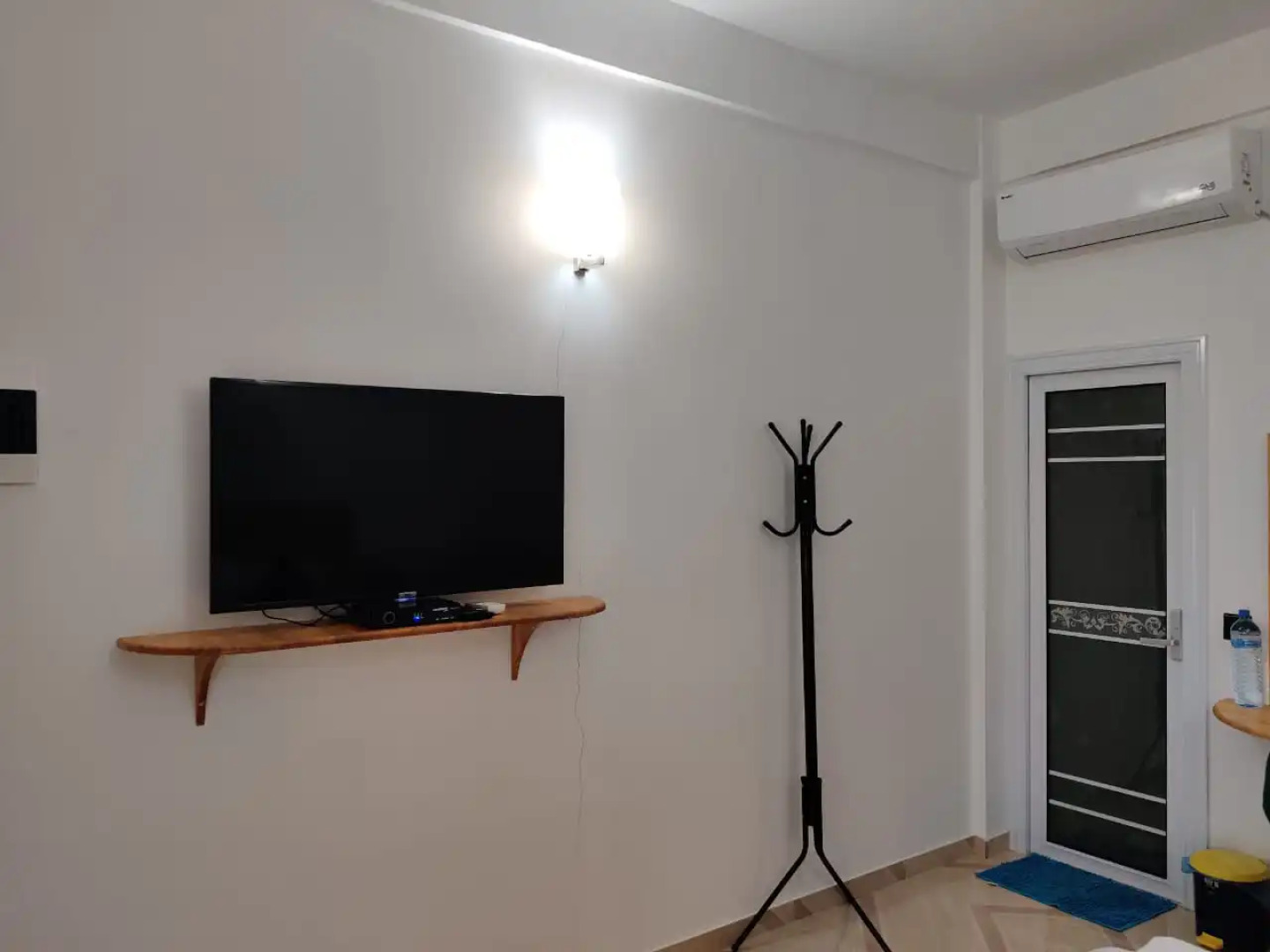 Отель Resten inn