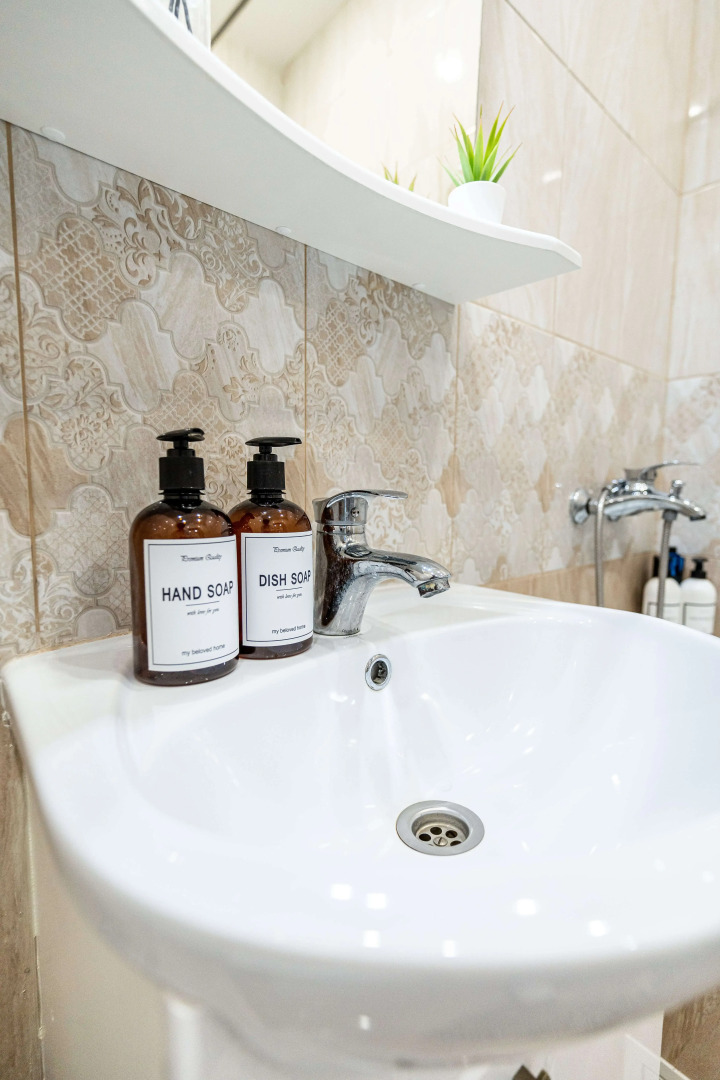 Квартира На Улице Имени Героя Сарабеева 5к5