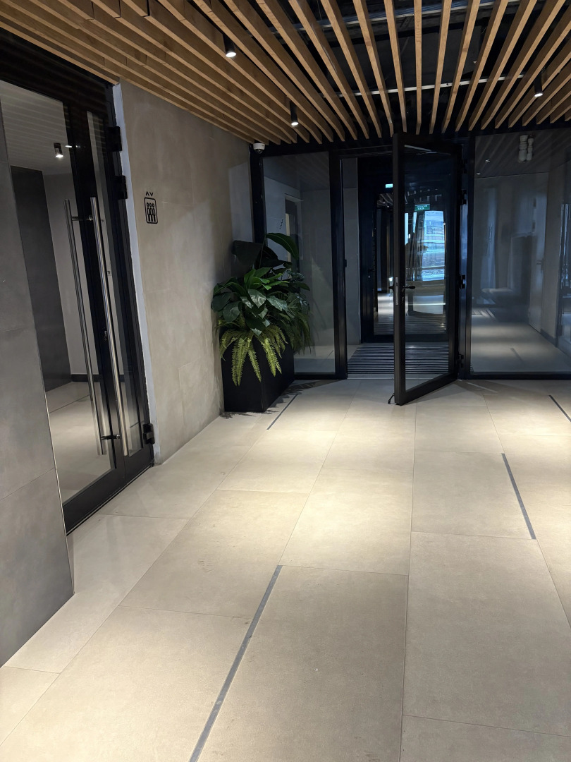 Квартира Однокомнатная уютная с дизайнерским ремонтом и современными удобствам