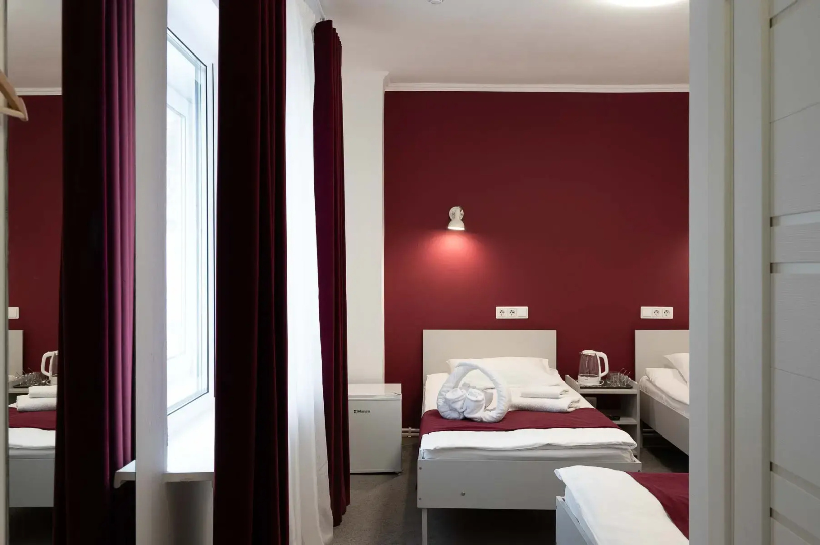 Отель IQHotel